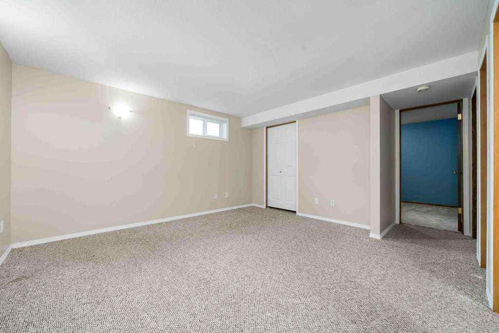 MLS® A2264226 - 83 Stapeford Crescent SE in SE Southridge Medicine Hat, Residential