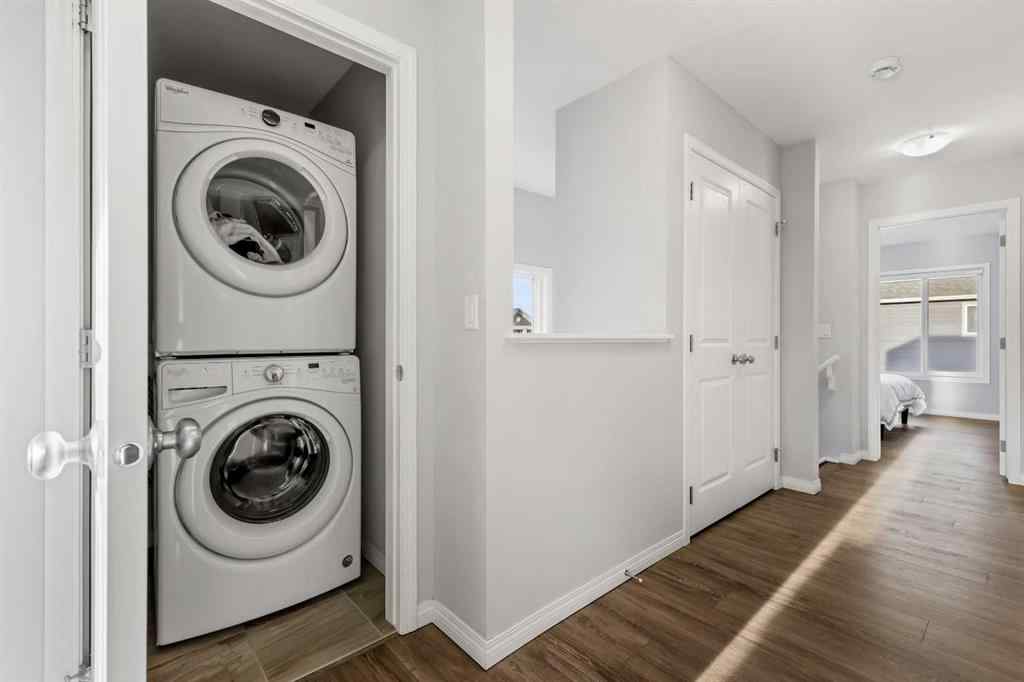 MLS® A2264228 - 76 Legacy Glen Row SE in Legacy Calgary, Residential