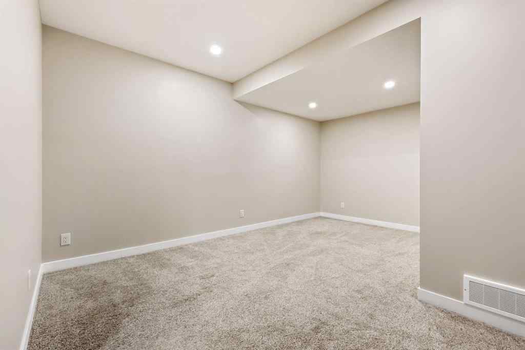 MLS® A2264228 - 76 Legacy Glen Row SE in Legacy Calgary, Residential