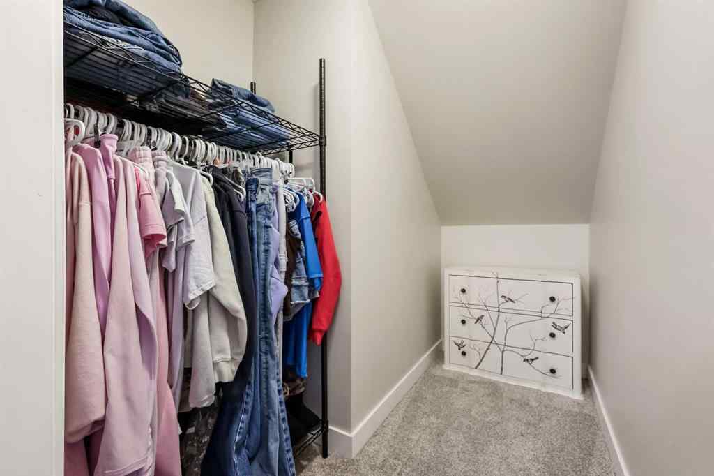 MLS® A2264228 - 76 Legacy Glen Row SE in Legacy Calgary, Residential