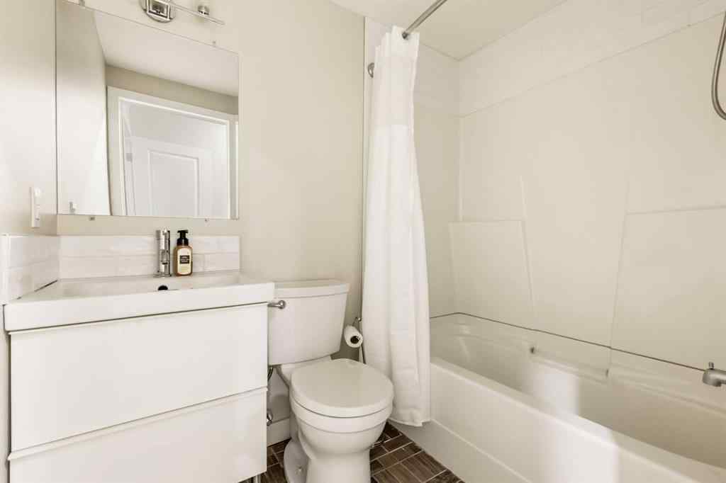 MLS® A2264228 - 76 Legacy Glen Row SE in Legacy Calgary, Residential