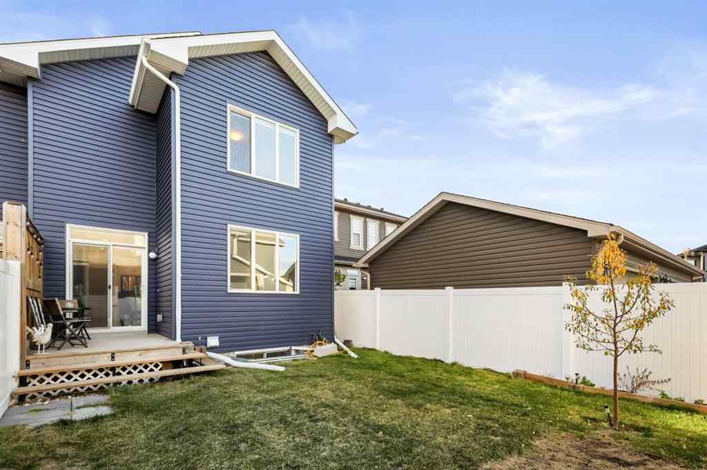 MLS® A2264228 - 76 Legacy Glen Row SE in Legacy Calgary, Residential