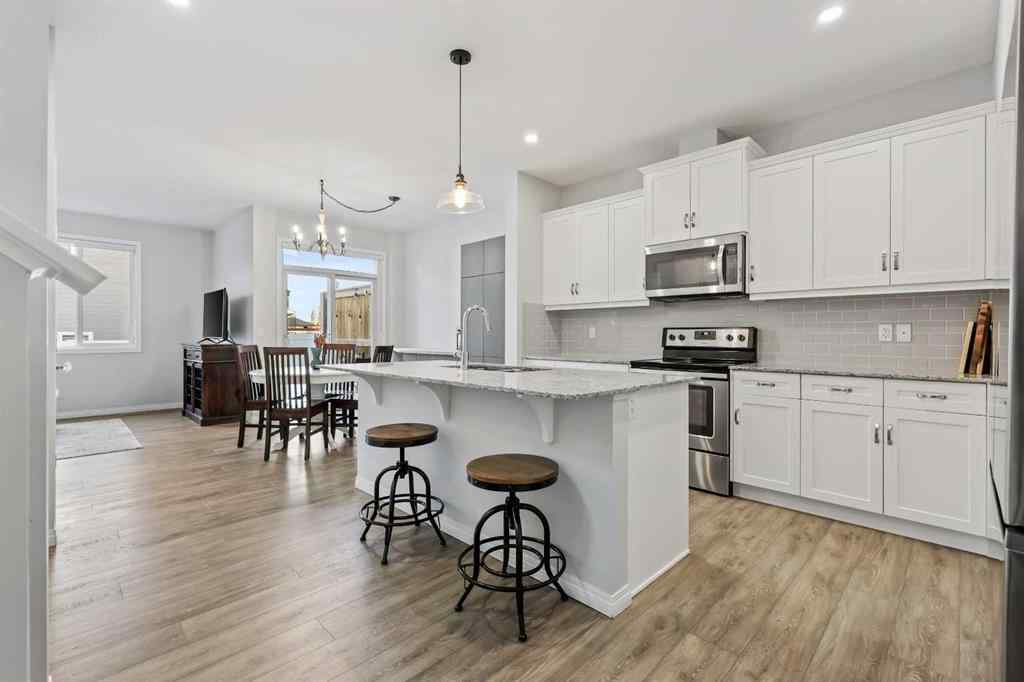 MLS® A2264228 - 76 Legacy Glen Row SE in Legacy Calgary, Residential