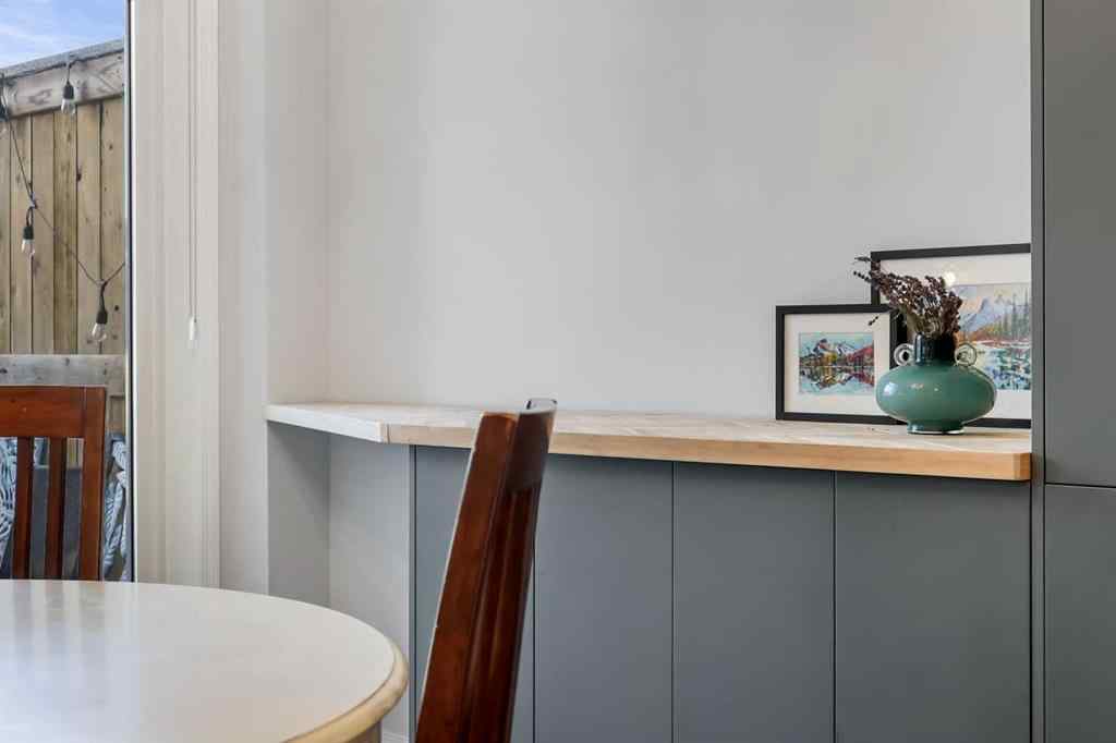 MLS® A2264228 - 76 Legacy Glen Row SE in Legacy Calgary, Residential