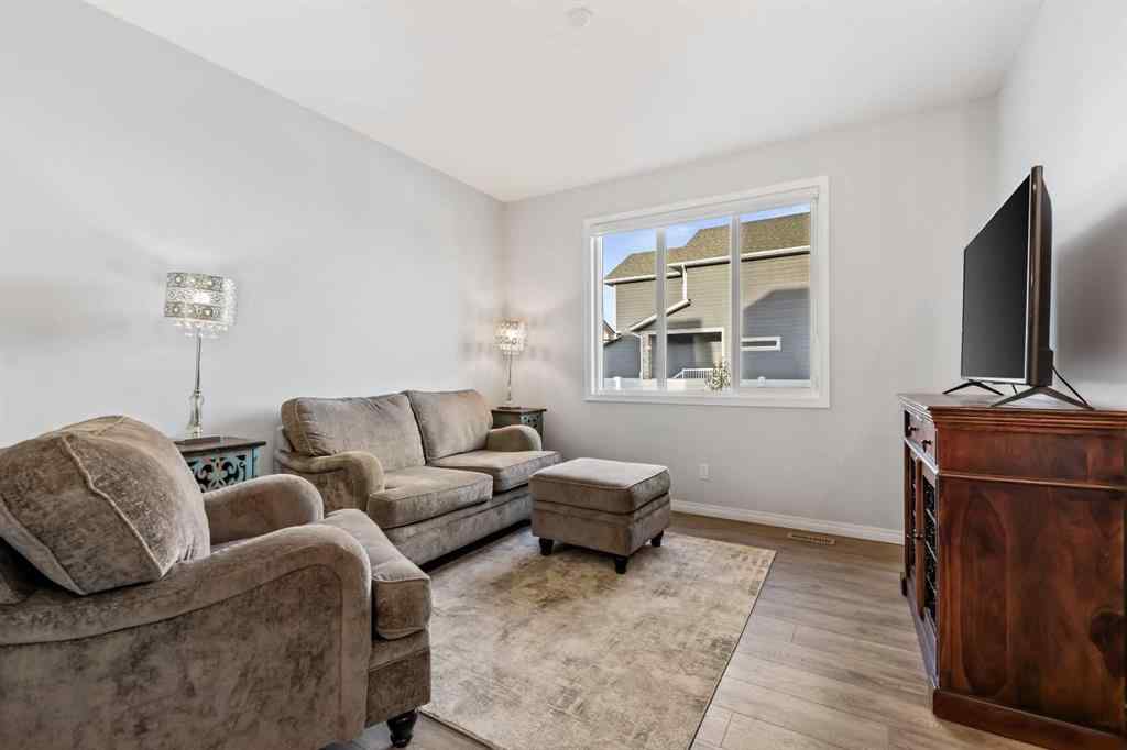 MLS® A2264228 - 76 Legacy Glen Row SE in Legacy Calgary, Residential