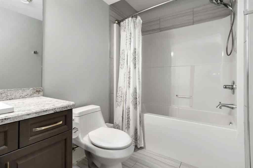 MLS® A2264229 - 684 Athabasca Avenue  in Abasand Fort McMurray, Residential