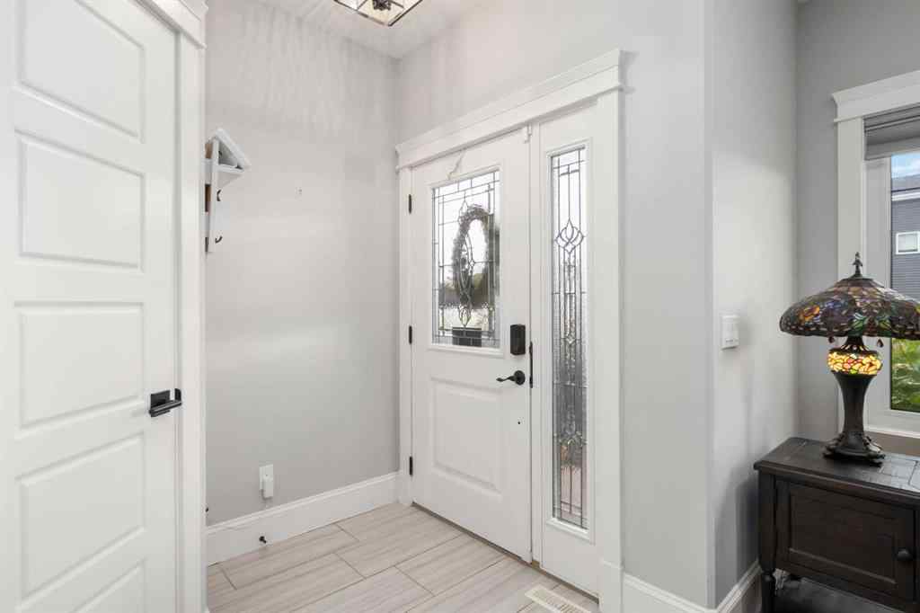 MLS® A2264229 - 684 Athabasca Avenue  in Abasand Fort McMurray, Residential