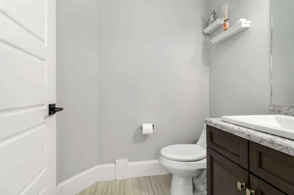 MLS® A2264229 - 684 Athabasca Avenue  in Abasand Fort McMurray, Residential