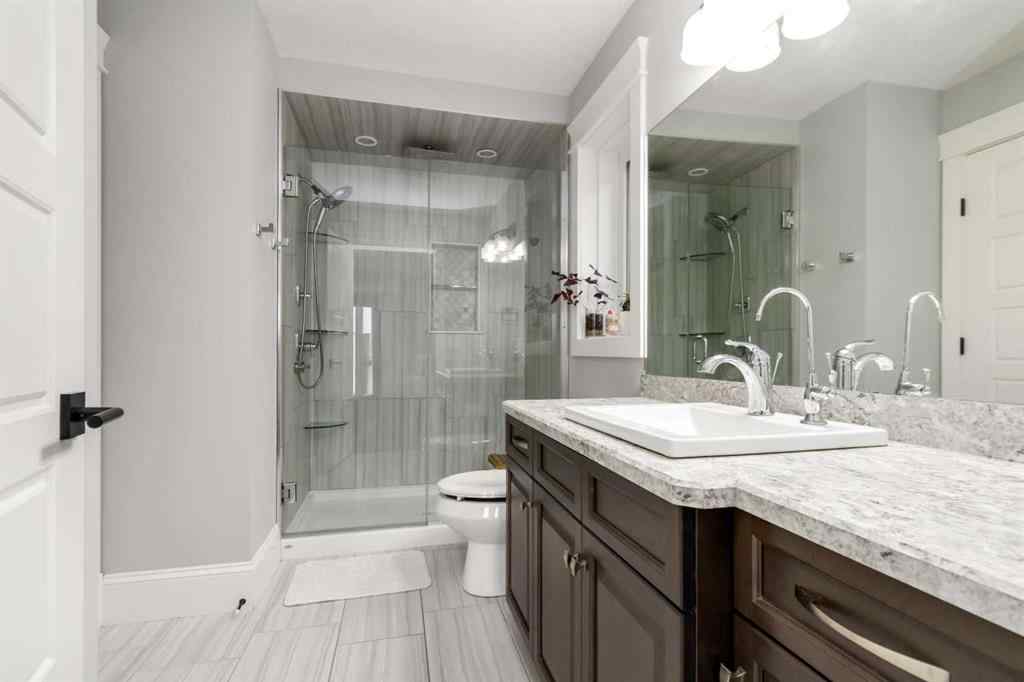 MLS® A2264229 - 684 Athabasca Avenue  in Abasand Fort McMurray, Residential