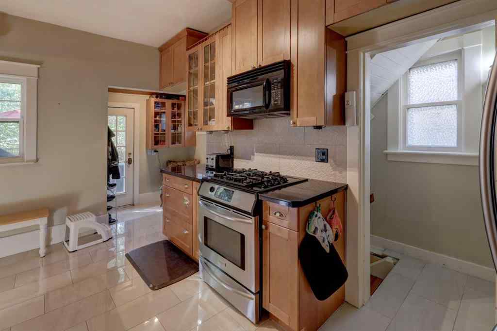 MLS® A2264232 - 63 New Street SE in Inglewood Calgary, Residential