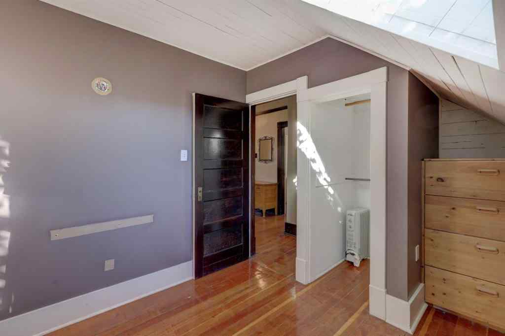 MLS® A2264232 - 63 New Street SE in Inglewood Calgary, Residential