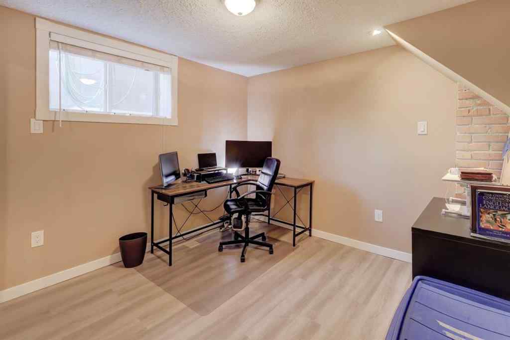 MLS® A2264232 - 63 New Street SE in Inglewood Calgary, Residential