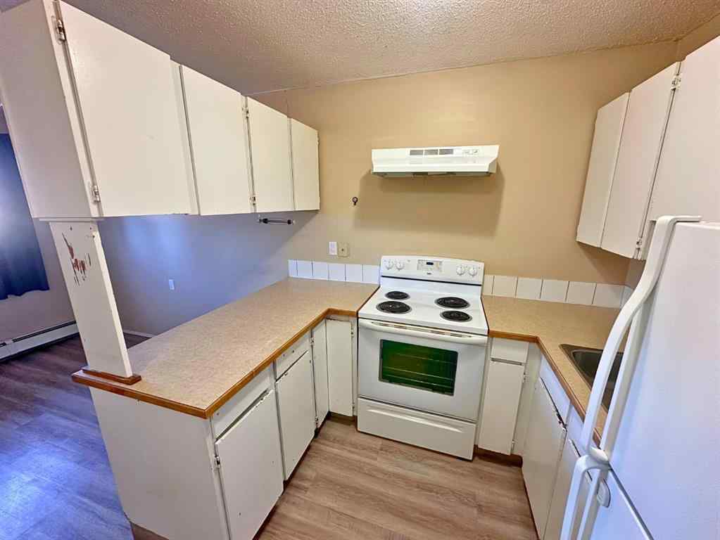 MLS® A2264235 - 11 Gibson Close  in Glendale Park Estates Red Deer, Residential