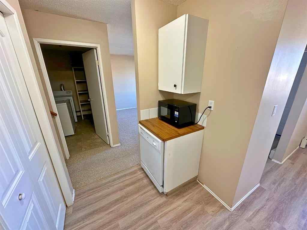 MLS® A2264235 - 11 Gibson Close  in Glendale Park Estates Red Deer, Residential