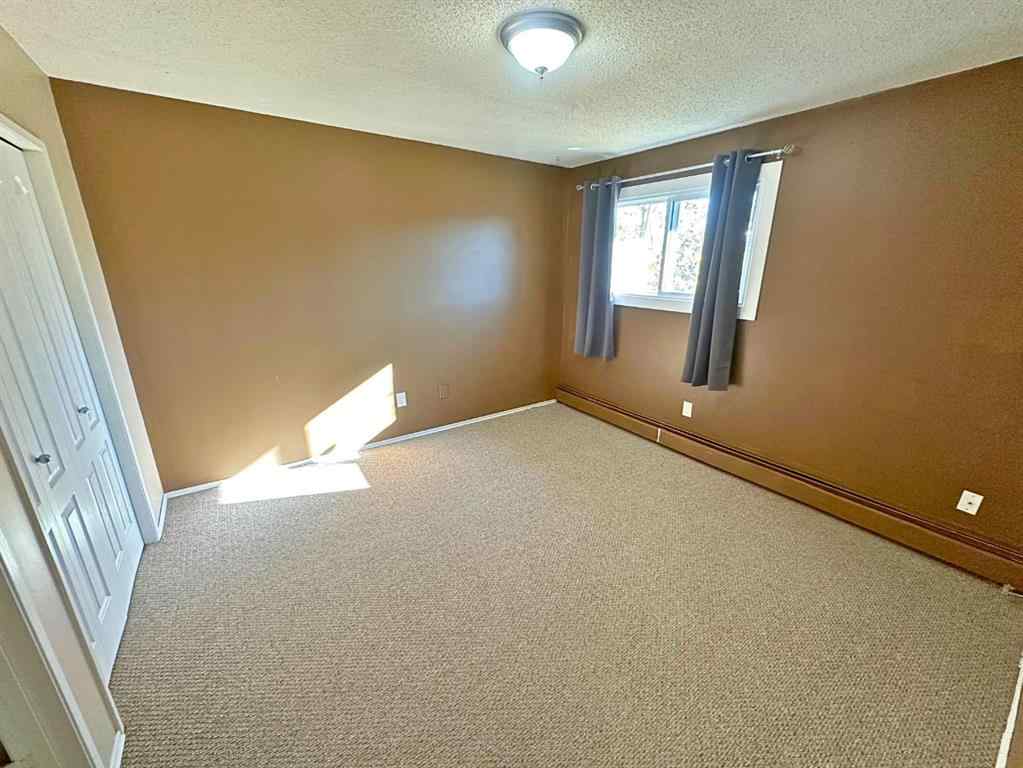 MLS® A2264235 - 11 Gibson Close  in Glendale Park Estates Red Deer, Residential