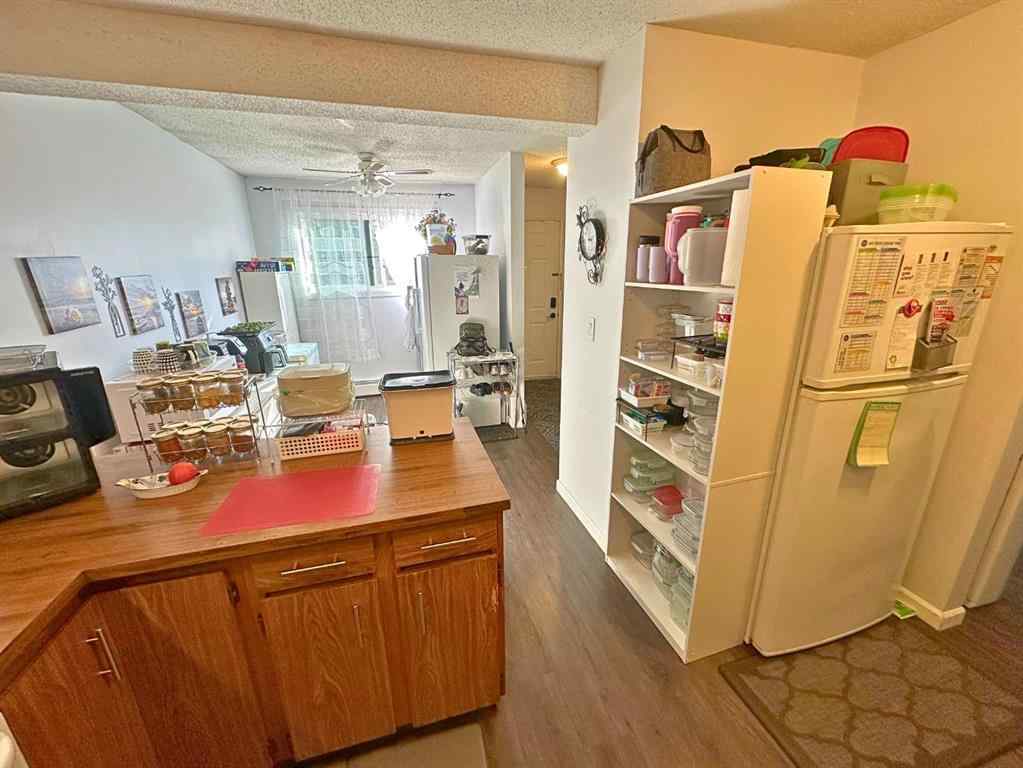 MLS® A2264235 - 11 Gibson Close  in Glendale Park Estates Red Deer, Residential