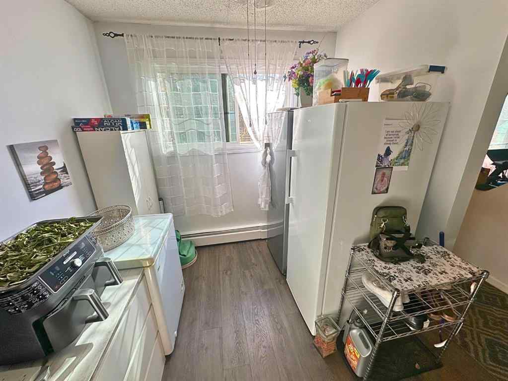 MLS® A2264235 - 11 Gibson Close  in Glendale Park Estates Red Deer, Residential