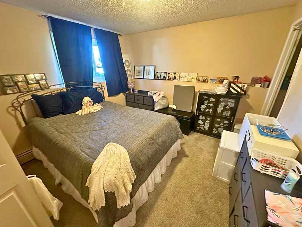 MLS® A2264235 - 11 Gibson Close  in Glendale Park Estates Red Deer, Residential