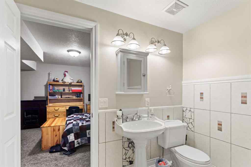 MLS® A2264237 - 10954 67 Avenue  in O\'Brien Lake Grande Prairie, Residential