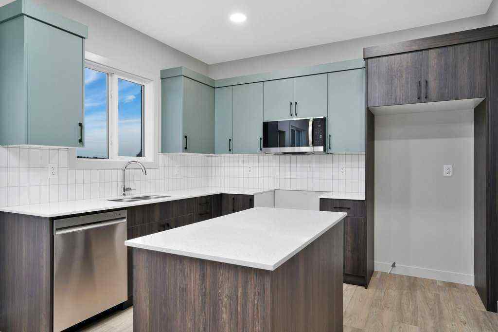 MLS® A2264243 - 122 Gray Close  in Grayhawk Sylvan Lake, Residential