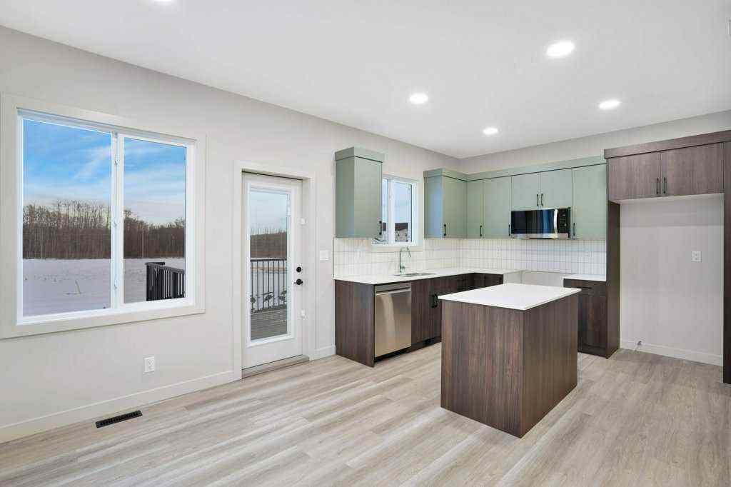 MLS® A2264243 - 122 Gray Close  in Grayhawk Sylvan Lake, Residential