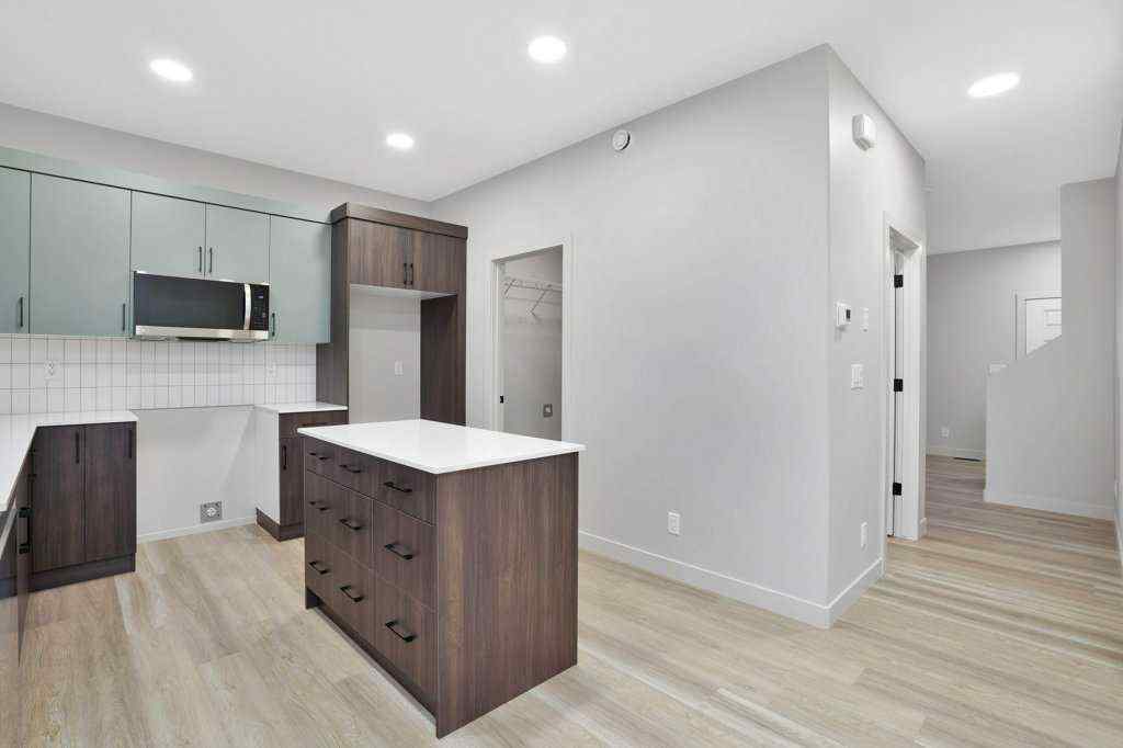 MLS® A2264243 - 122 Gray Close  in Grayhawk Sylvan Lake, Residential