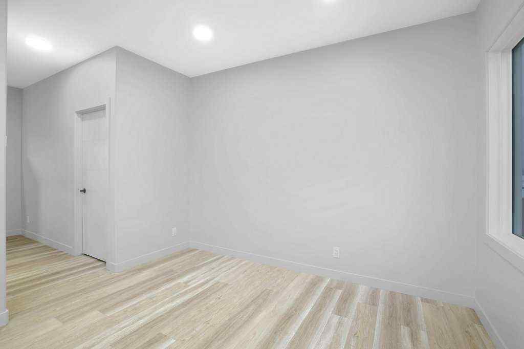 MLS® A2264243 - 122 Gray Close  in Grayhawk Sylvan Lake, Residential