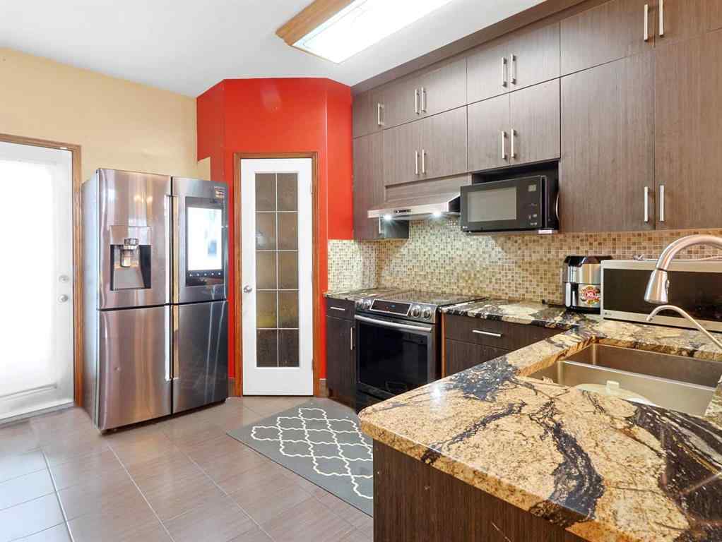 MLS® A2264247 - 622 Saddlecreek Way NE in Saddle Ridge Calgary, Residential