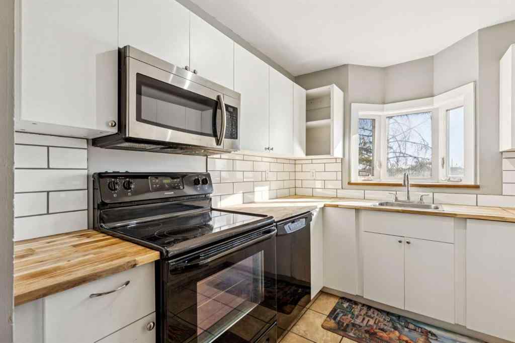 MLS® A2264248 - Unit #215 335 Garry Crescent NE in Greenview Calgary, Residential