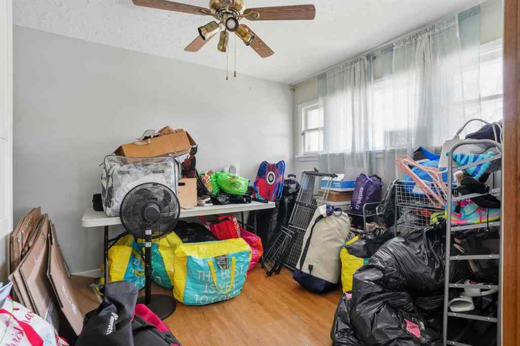 MLS® A2264249 - 2615 37 Street SW in Glendale Calgary, Residential