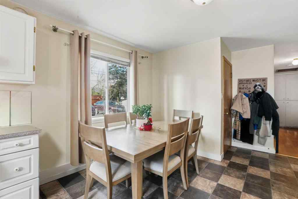 MLS® A2264249 - 2615 37 Street SW in Glendale Calgary, Residential