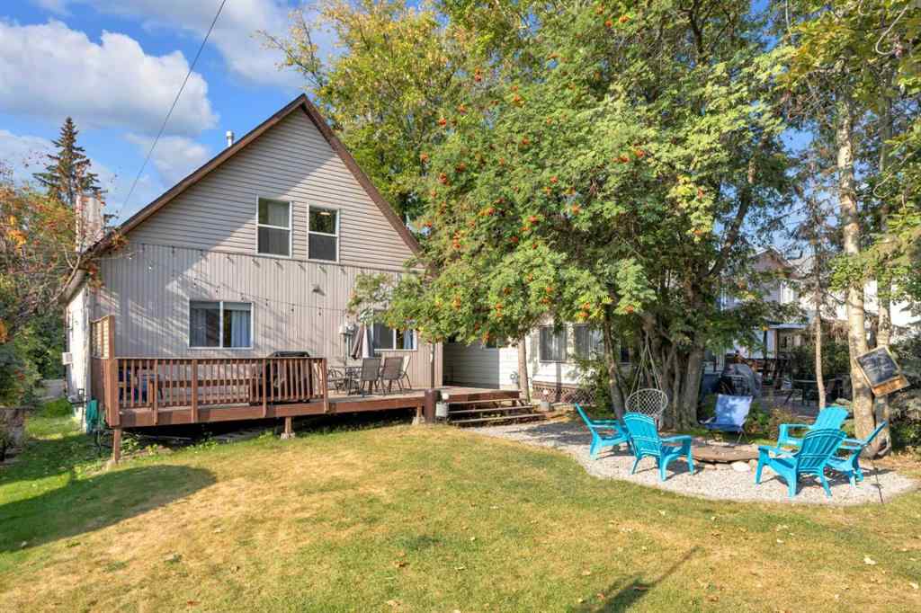 MLS® A2264251 - 5023 36 Street  in Cottage Area Sylvan Lake, Residential