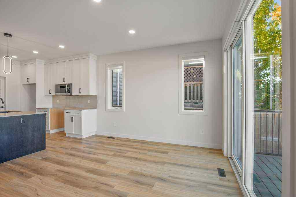 MLS® A2264257 - 151 Cedar Square  in Cottonwood Estates Blackfalds, Residential