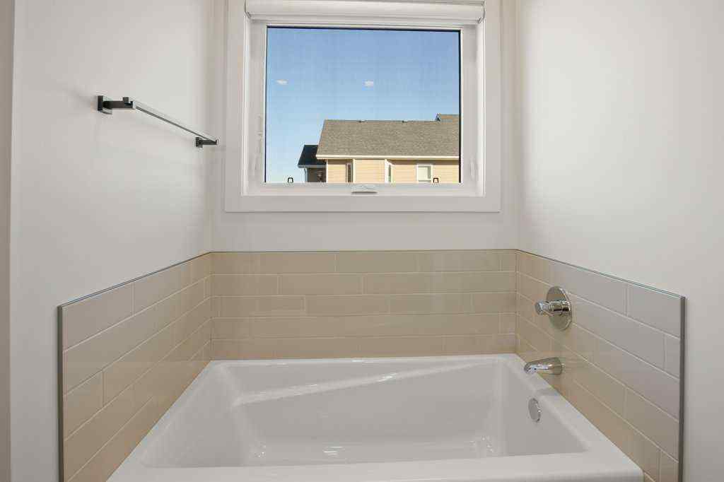 MLS® A2264257 - 151 Cedar Square  in Cottonwood Estates Blackfalds, Residential