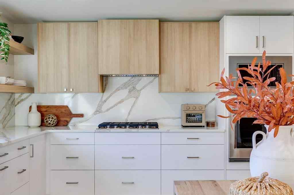 MLS® A2264258 - 419 Parkview Crescent SE in Parkland Calgary, Residential