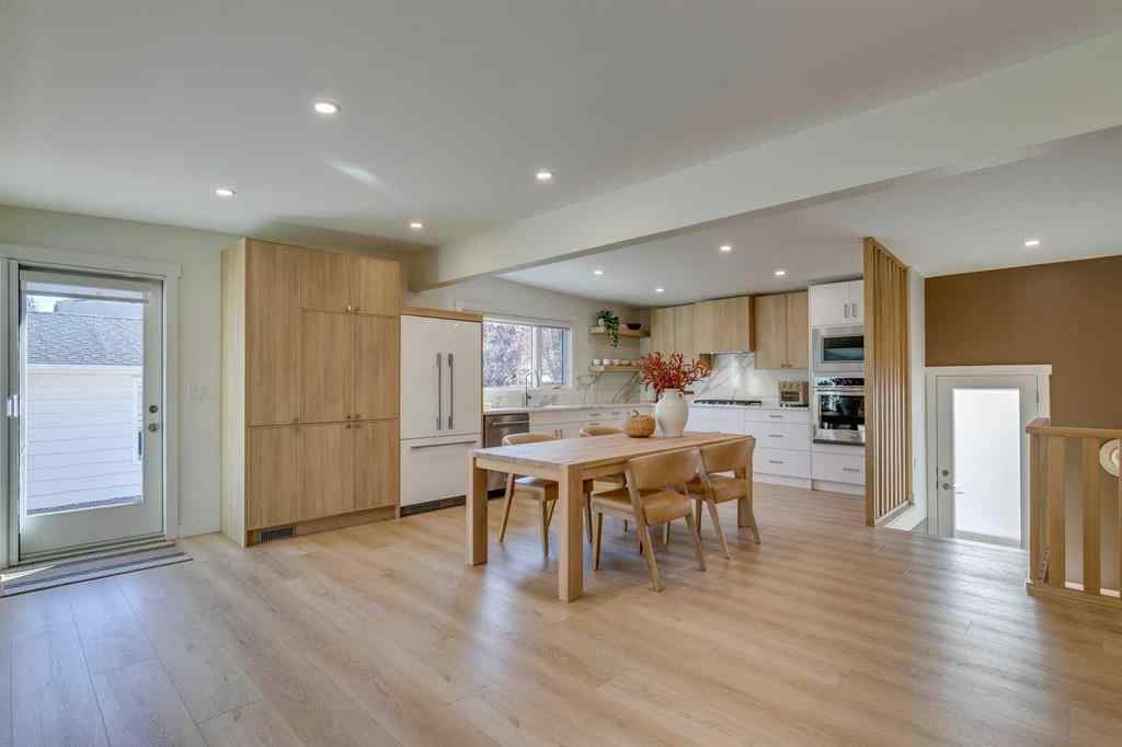 MLS® A2264258 - 419 Parkview Crescent SE in Parkland Calgary, Residential