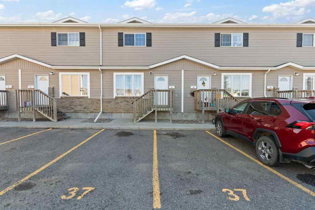 MLS® A2264259 - Unit #37 4728 18 Street  in Wallacefield Lloydminster, Residential