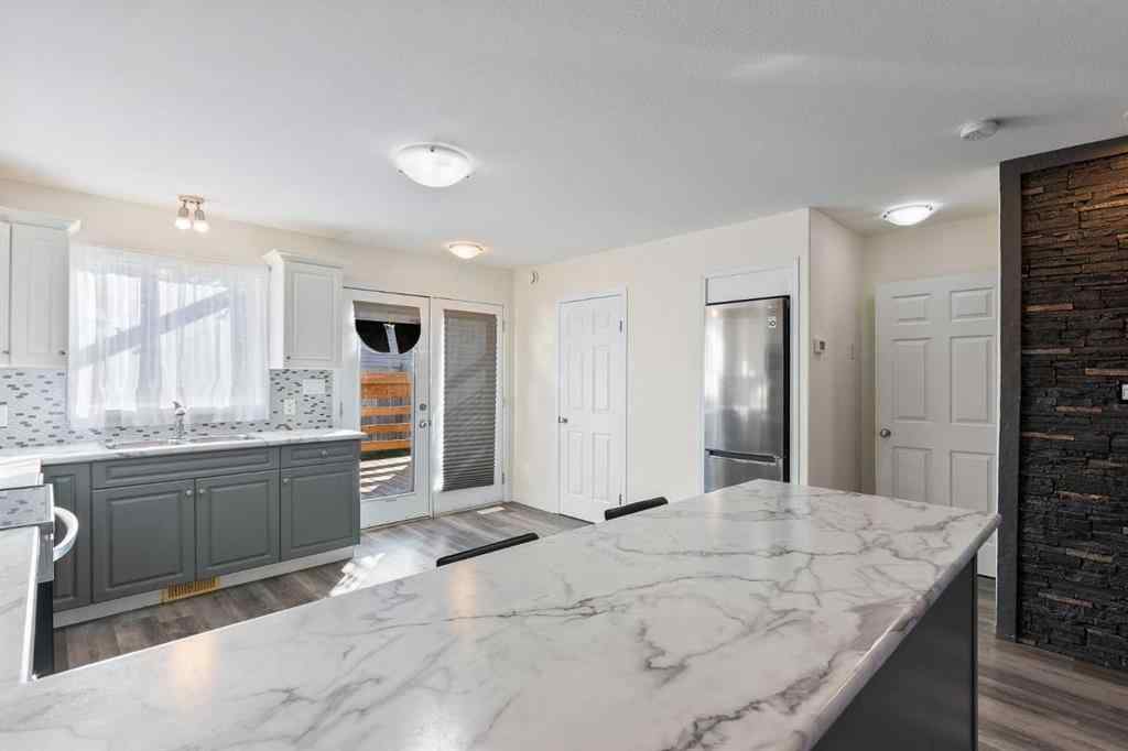 MLS® A2264259 - Unit #37 4728 18 Street  in Wallacefield Lloydminster, Residential