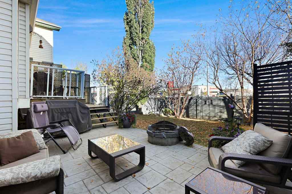 MLS® A2264260 - 68 Douglas Glen Crescent SE in Douglasdale/Glen Calgary, Residential