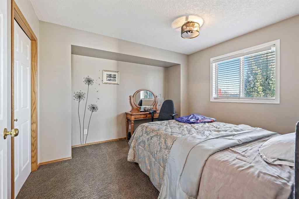 MLS® A2264260 - 68 Douglas Glen Crescent SE in Douglasdale/Glen Calgary, Residential