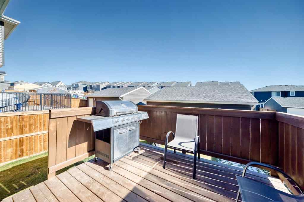 MLS® A2264261 - 386 Sundown Road  in Sunset Ridge Cochrane, Residential