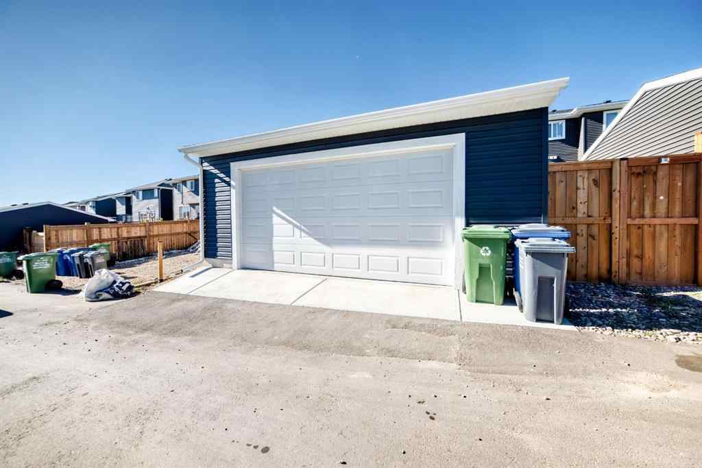 MLS® A2264261 - 386 Sundown Road  in Sunset Ridge Cochrane, Residential