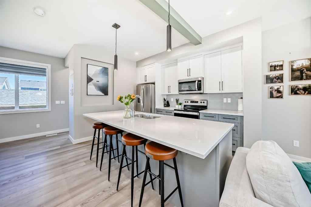 MLS® A2264261 - 386 Sundown Road  in Sunset Ridge Cochrane, Residential