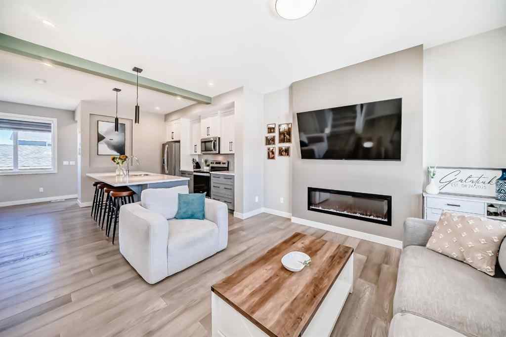 MLS® A2264261 - 386 Sundown Road  in Sunset Ridge Cochrane, Residential