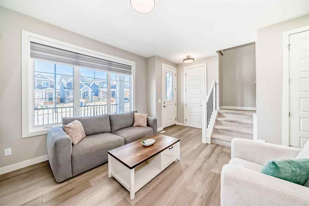 MLS® A2264261 - 386 Sundown Road  in Sunset Ridge Cochrane, Residential