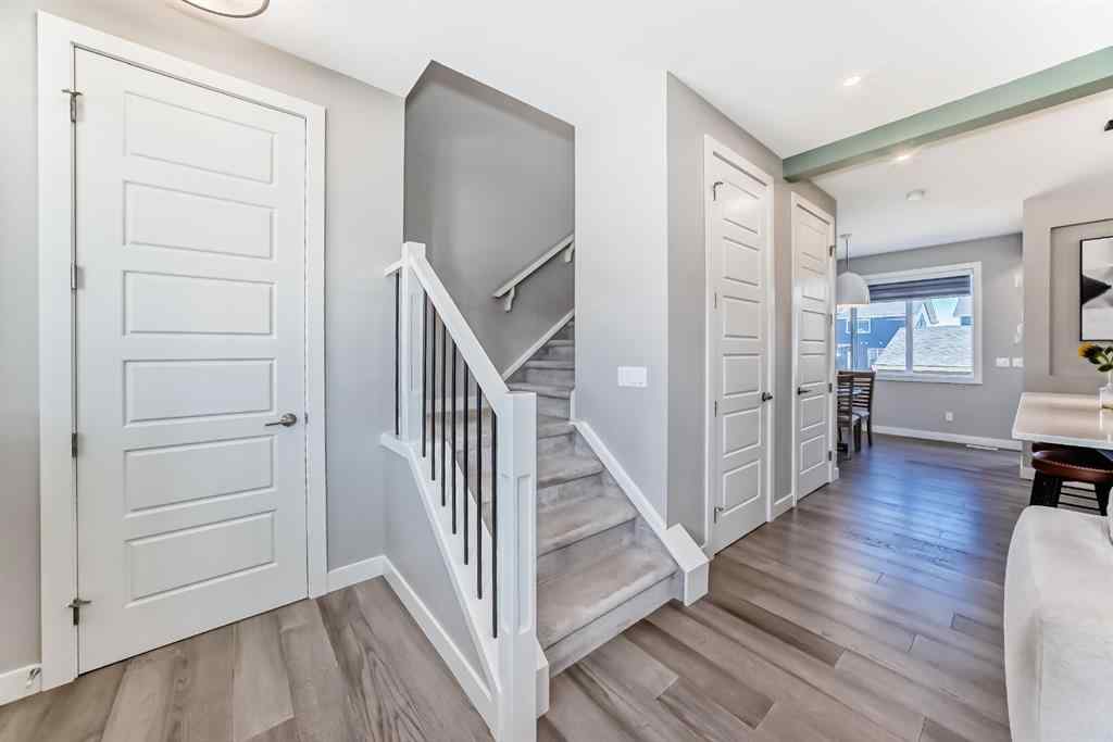 MLS® A2264261 - 386 Sundown Road  in Sunset Ridge Cochrane, Residential