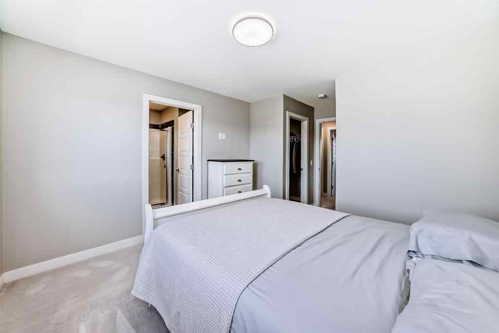 MLS® A2264261 - 386 Sundown Road  in Sunset Ridge Cochrane, Residential