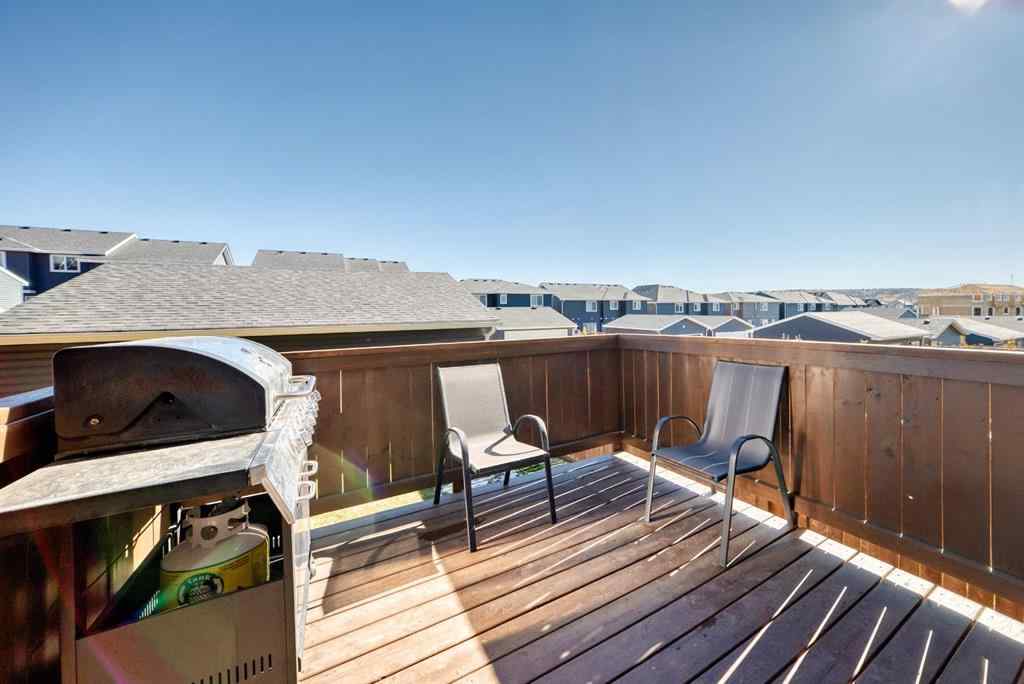 MLS® A2264261 - 386 Sundown Road  in Sunset Ridge Cochrane, Residential