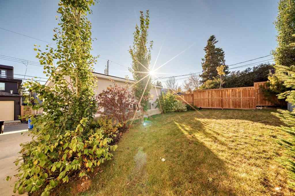 MLS® A2264262 - 3211 16 Street SW in South Calgary Calgary, Residential