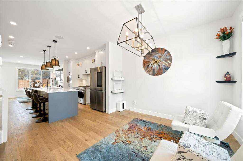 MLS® A2264262 - 3211 16 Street SW in South Calgary Calgary, Residential